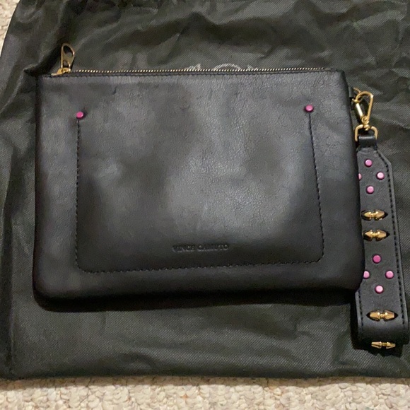 Purse - Picture 2 of 8
